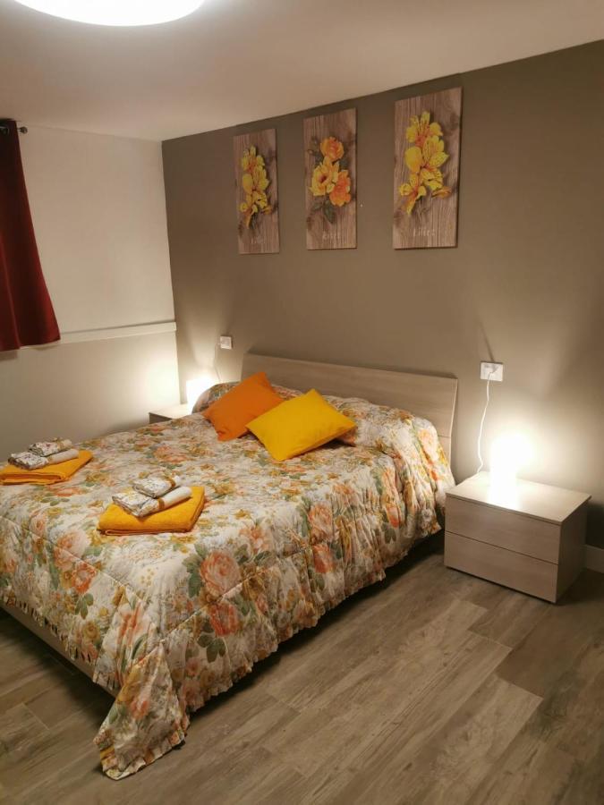 La Casa Di Domitilla L'Aquila Luaran gambar